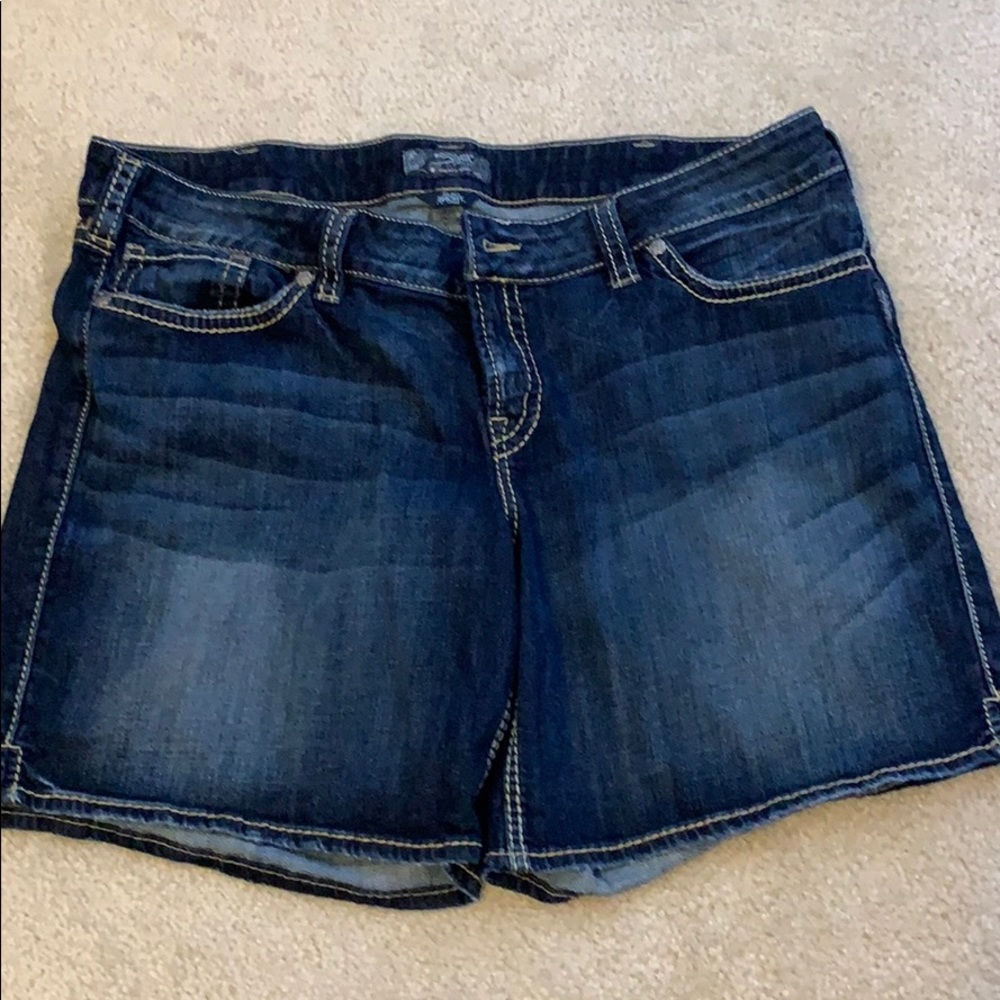 Silver plus size shorts